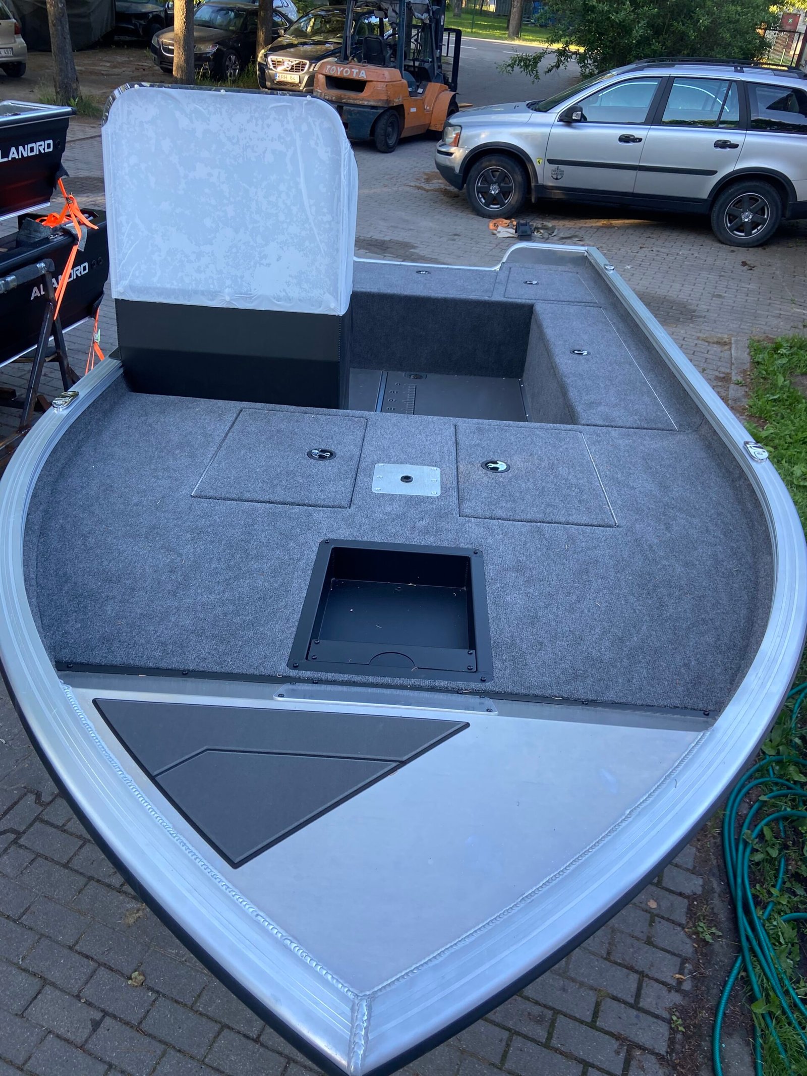 Aliuminis žvejybinis kateris ALANORD M428SC - Image 6