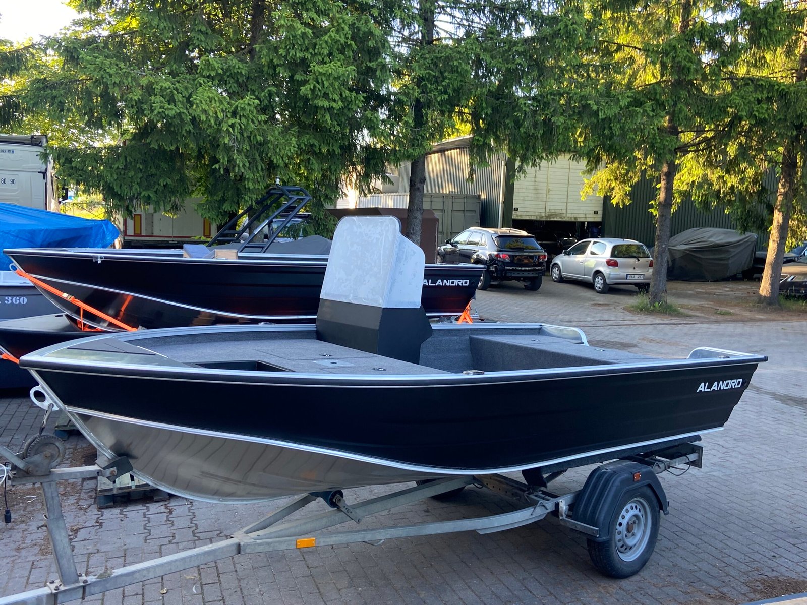 Aliuminis žvejybinis kateris ALANORD M428SC - Image 2